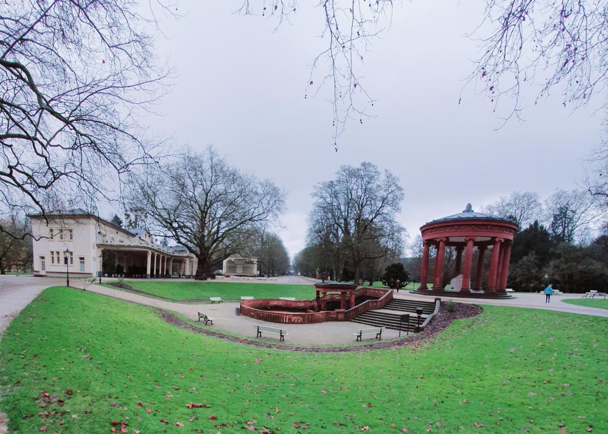 Privat Zimmer In Bad Homburg Bei Kurhaus Бад-Хомбург-фор-дер-Хёэ Экстерьер фото